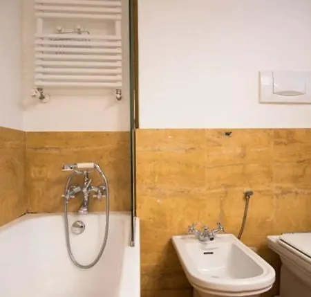 Daire Hidden Retreat - Duomo Milano